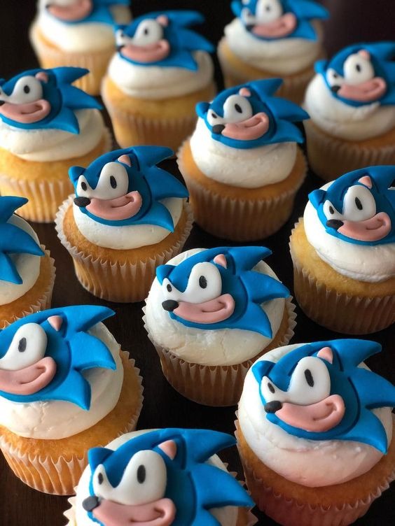 sonic the hedgehog cupcake