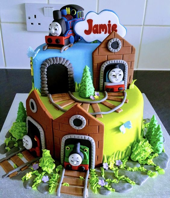 Thomas The Tank Engine Birthday cake0.3